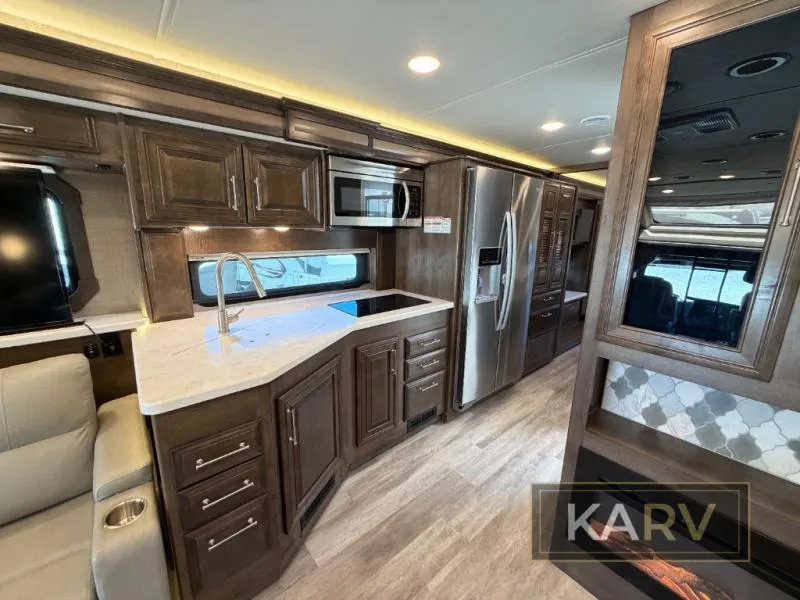 2022 Entegra Coach Accolade XL 37M - Photo 3
