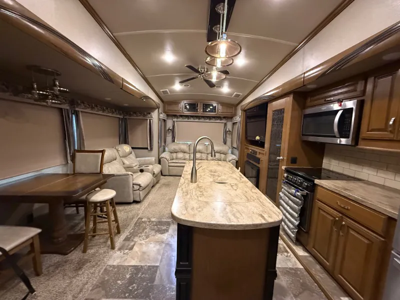 2019 Forest River Cedar Creek Hathaway Edition 38FBD - Photo 4