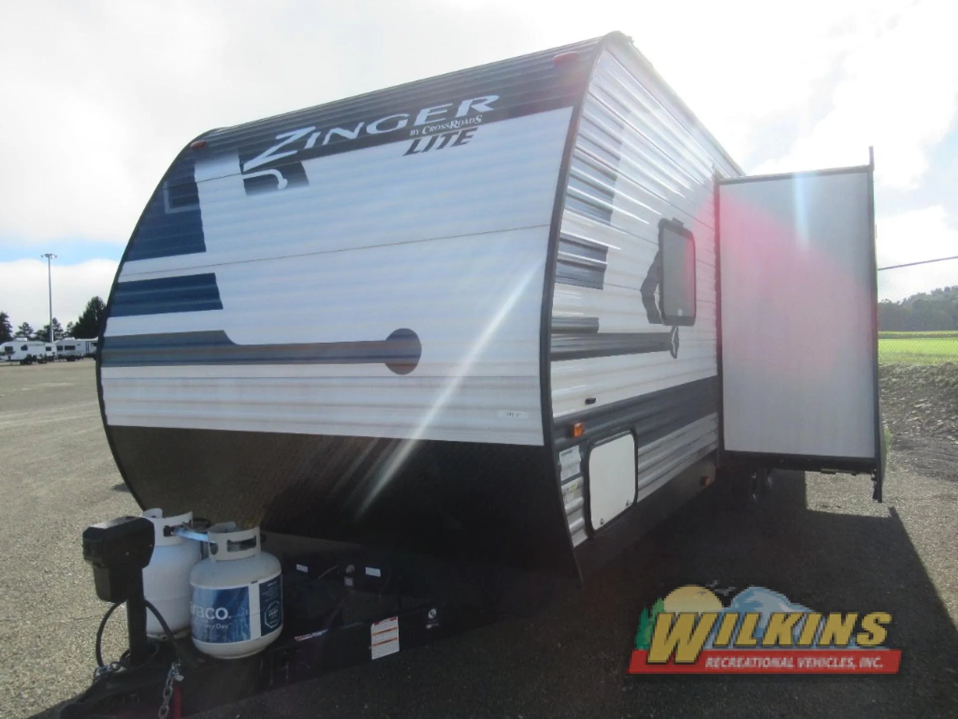 2021 CrossRoads Zinger Lite 270BH - Photo 4