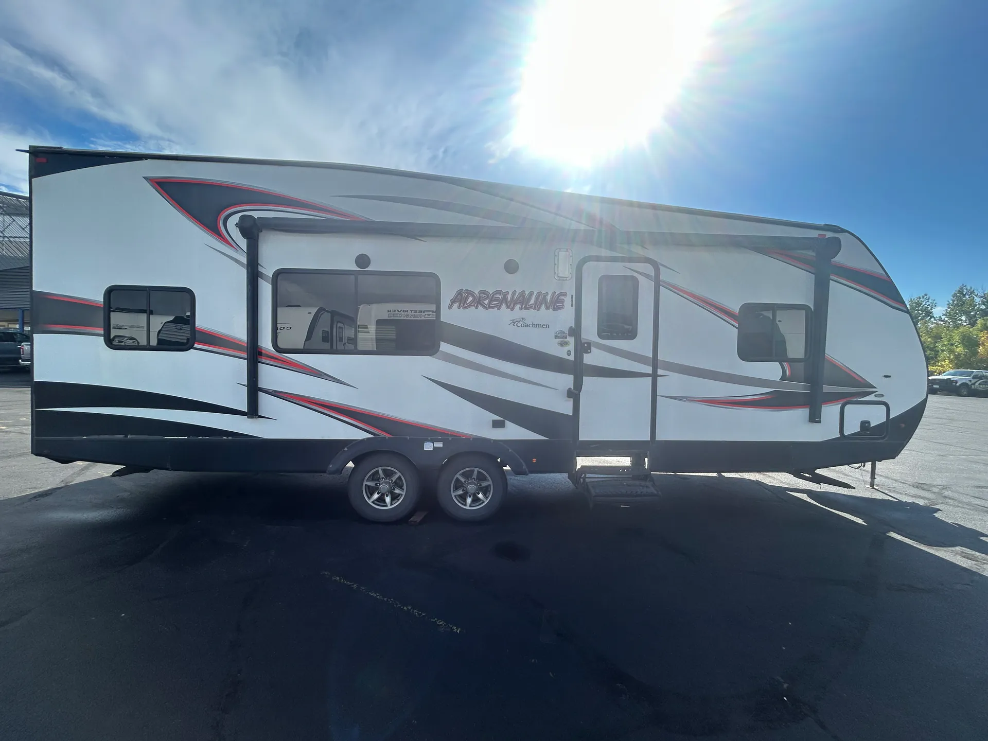 2016 Coachmen Adrenaline 26CB - Photo 4