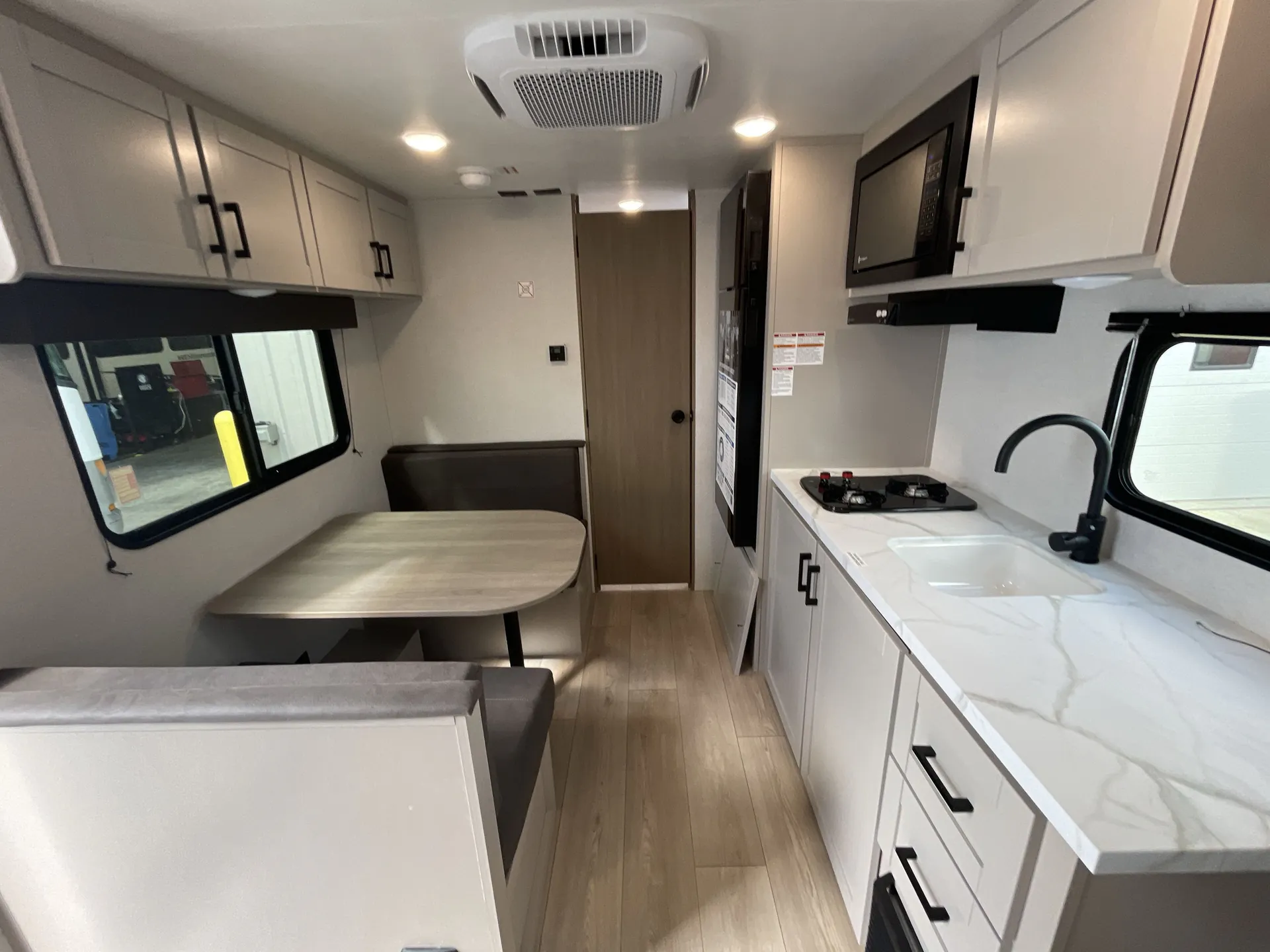 2027 Jayco Jay Flight 175FQ — living area main
