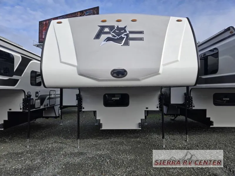 2026 Northwood Arctic Fox Camper 990 - Photo 3