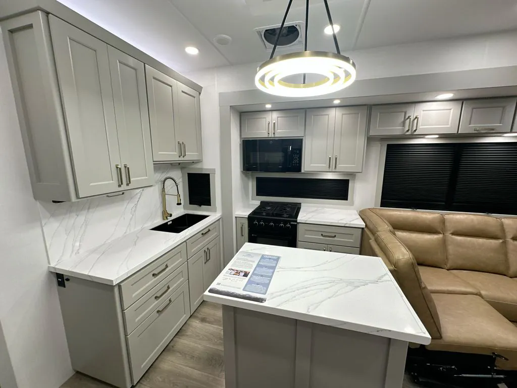 2026 Brinkley Model G 3970, Photos photo 21