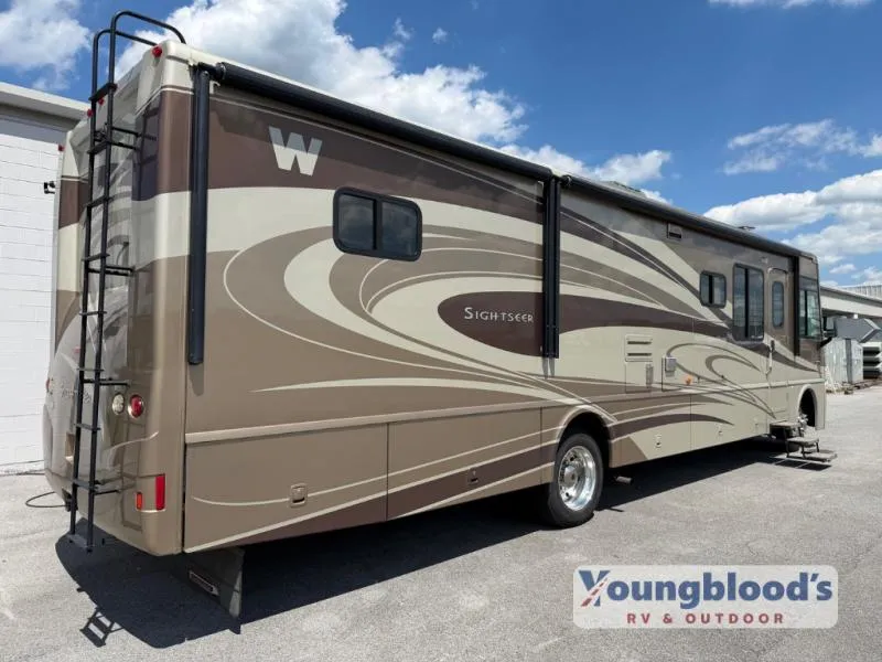 2012 Winnebago Sightseer 36V - Photo 3