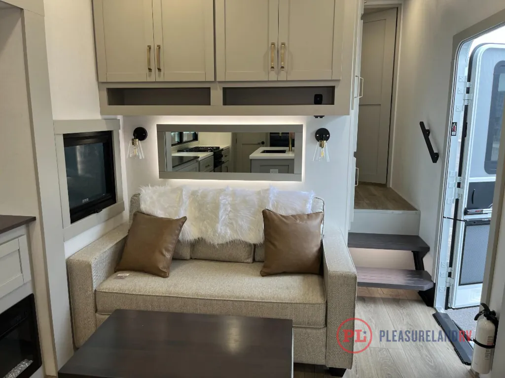 2026 Brinkley Model Z 3420, Photos photo 18
