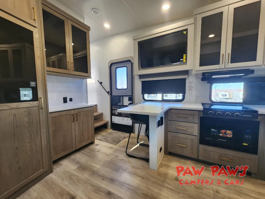 2027 Forest River Rockwood Signature 281SRK, Photos photo 23