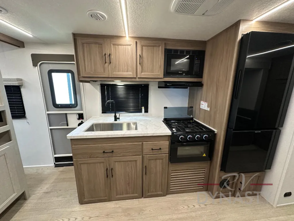 2025 Coachmen Freedom Express Select 29SE, Photos photo 24