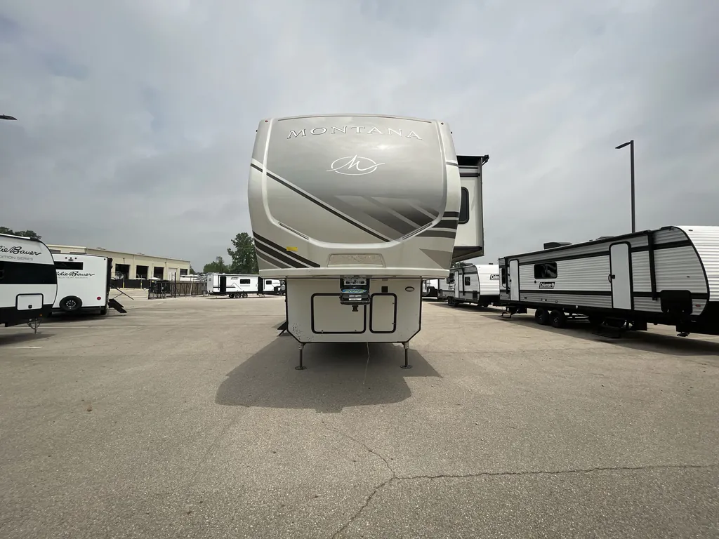 2022 Keystone Montana 3231CK, Photos photo 2