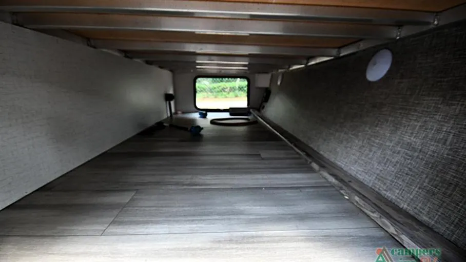 2022 Winnebago Minnie 2301BHS - Photo 4
