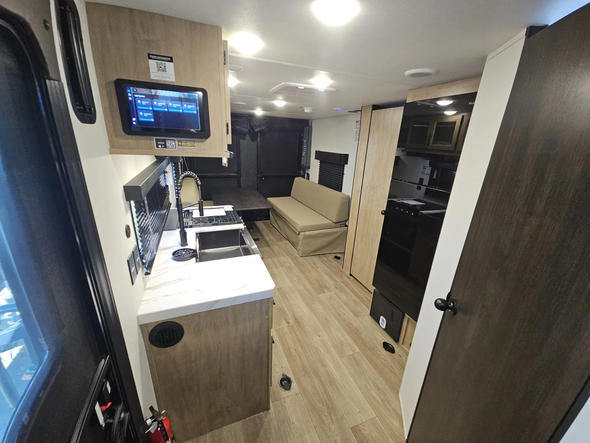 2027 Forest River Cherokee Grey Wolf 22RR — Photo 5