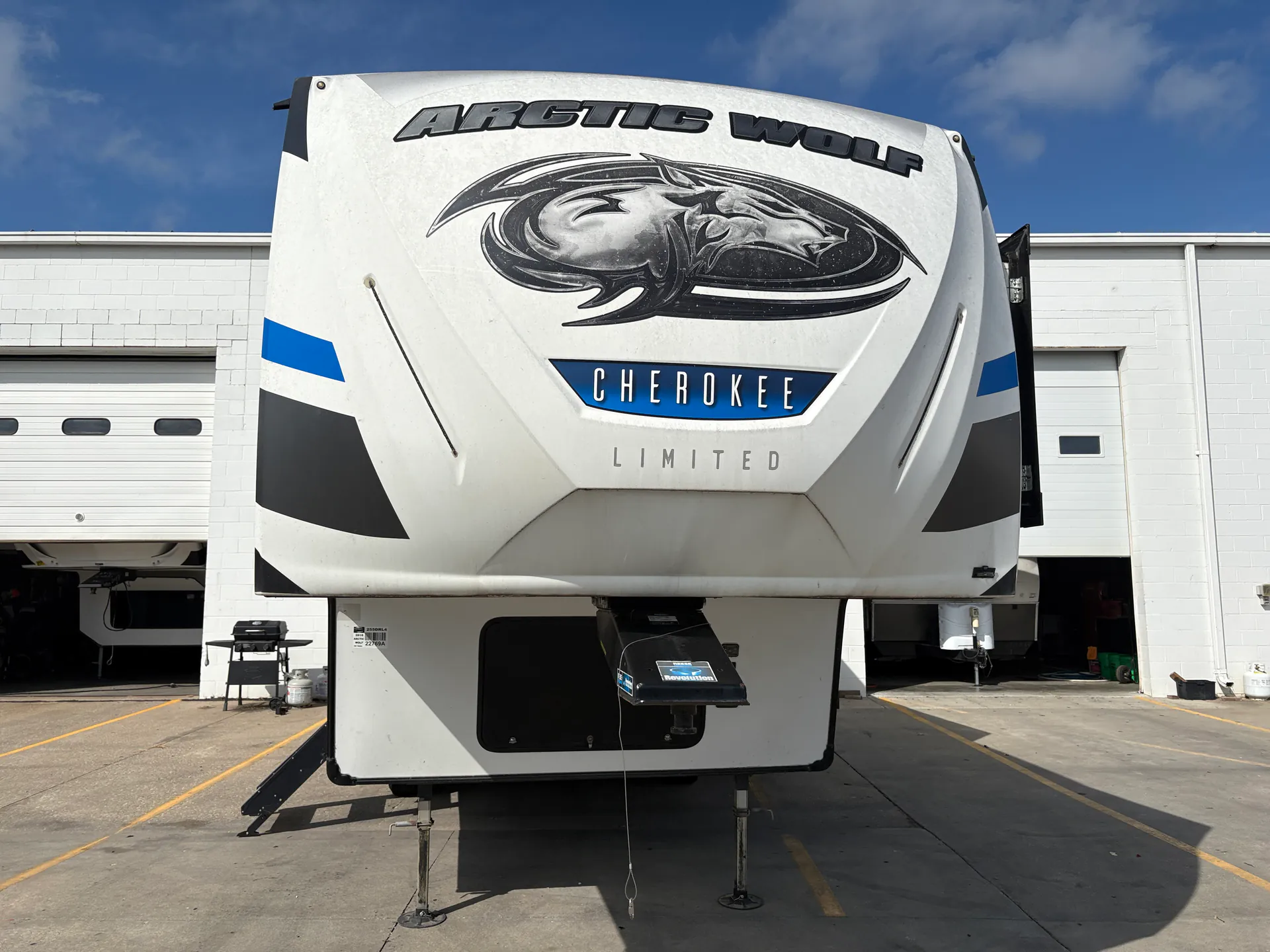 2018 Forest River ARTIC WOLF 255DRL - Photo 2