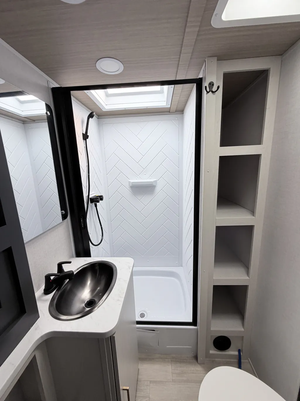 2027 Forest River Vibe 2900KB, Photos photo 21