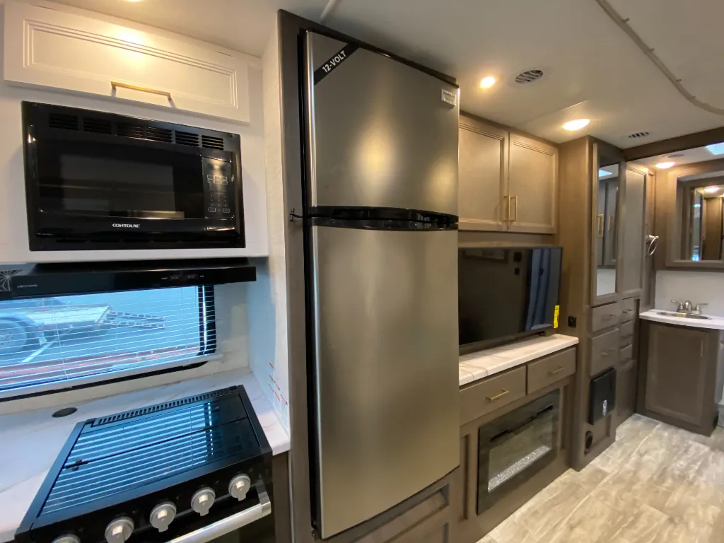2024 Thor Motor Coach Freedom Elite 27HE, Photos photo 27