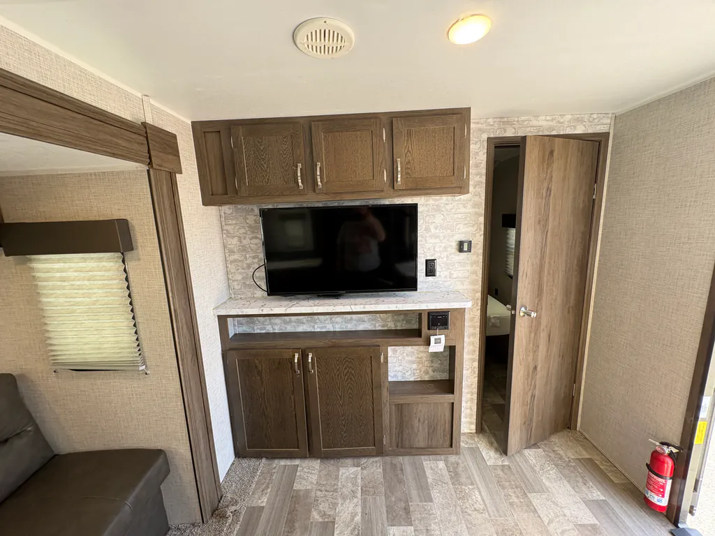 2021 East to West Della Terra 271BH, Photos photo 21
