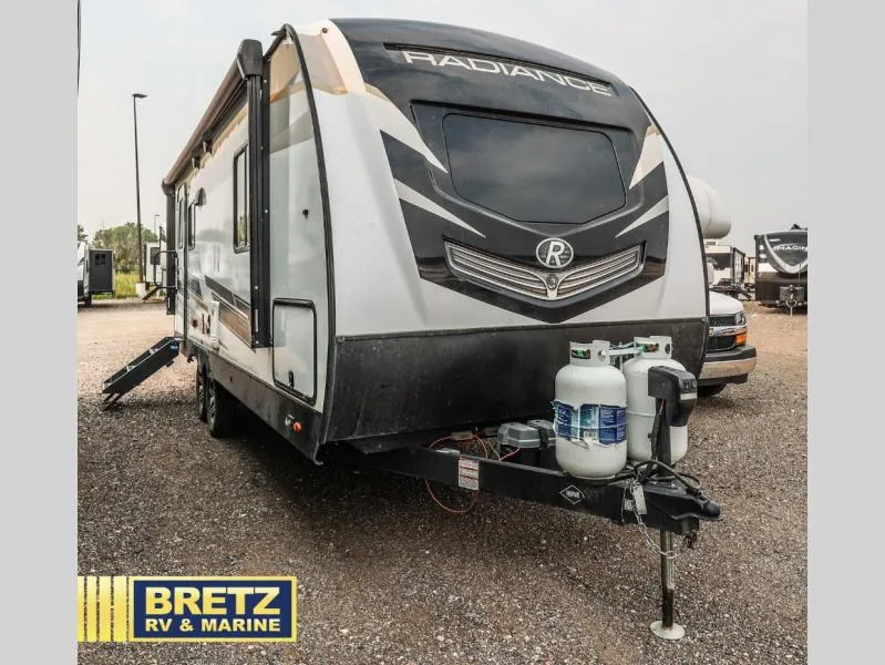 2023 Cruiser RV Radiance 21RB - Photo 2
