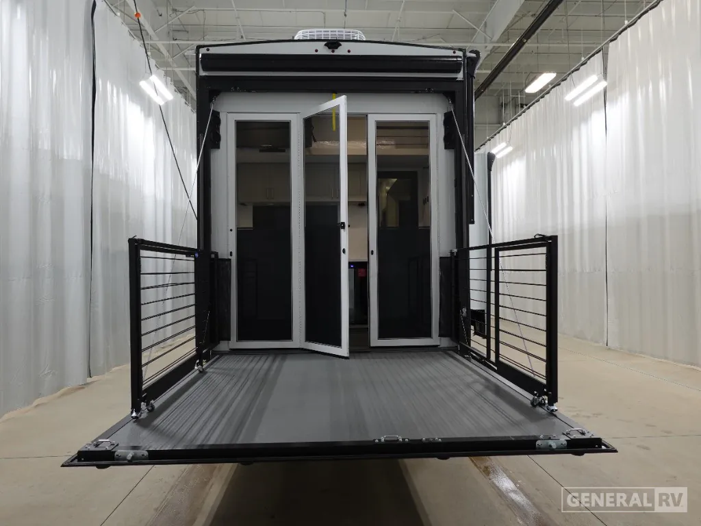2025 Brinkley Model G 3250, Photos photo 36