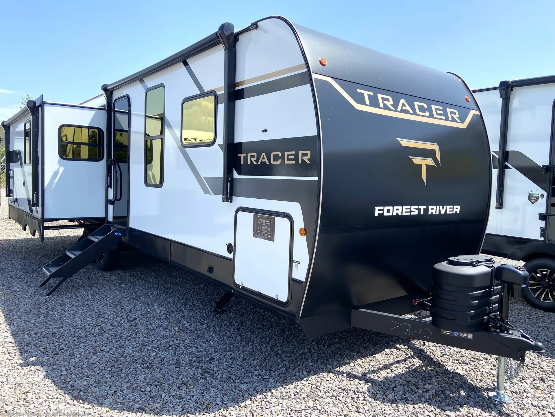 2027 Prime Time Tracer 286RL - Photo 2