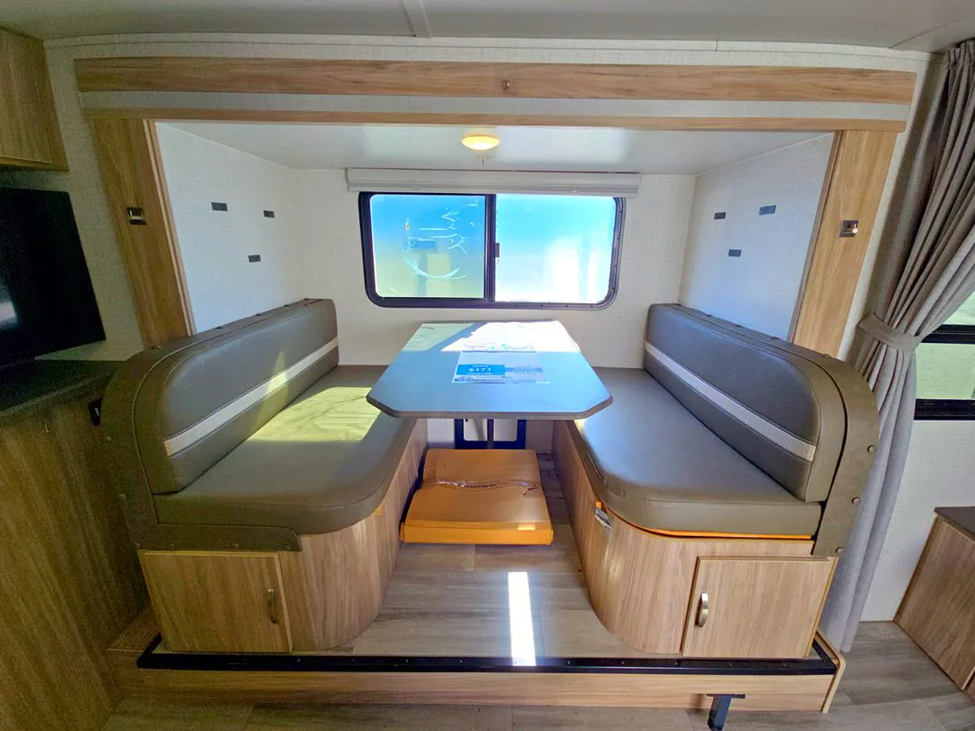 2022 Winnebago Micro Minnie 2306BHS - Photo 4
