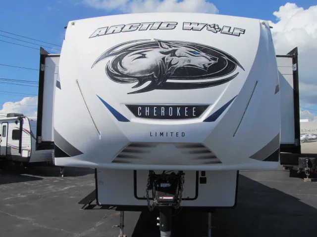 2022 Forest River Cherokee Arctic Wolf 3990 SUITE - Photo 4