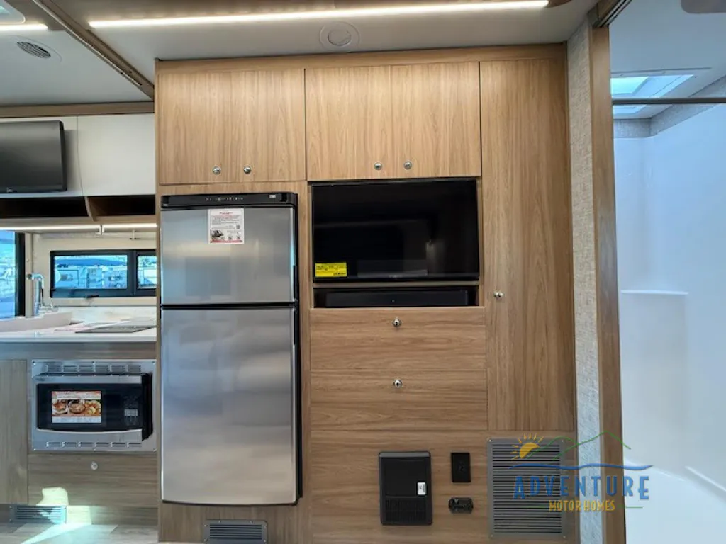 2025 Tiffin Wayfarer 25 XRW, Photos photo 12