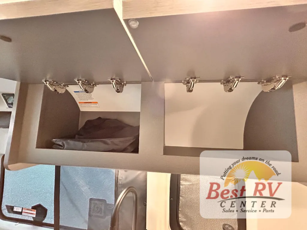 2026 Thor Motor Coach Tellaro 20U, Photos photo 87