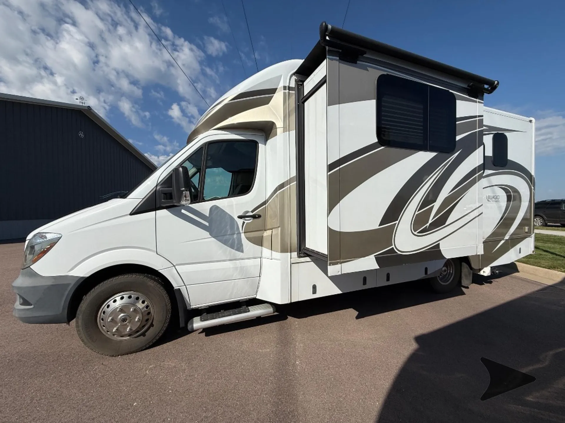 2016 Renegade RV Villagio 25MBS dealer photo 7 from Bish's RV