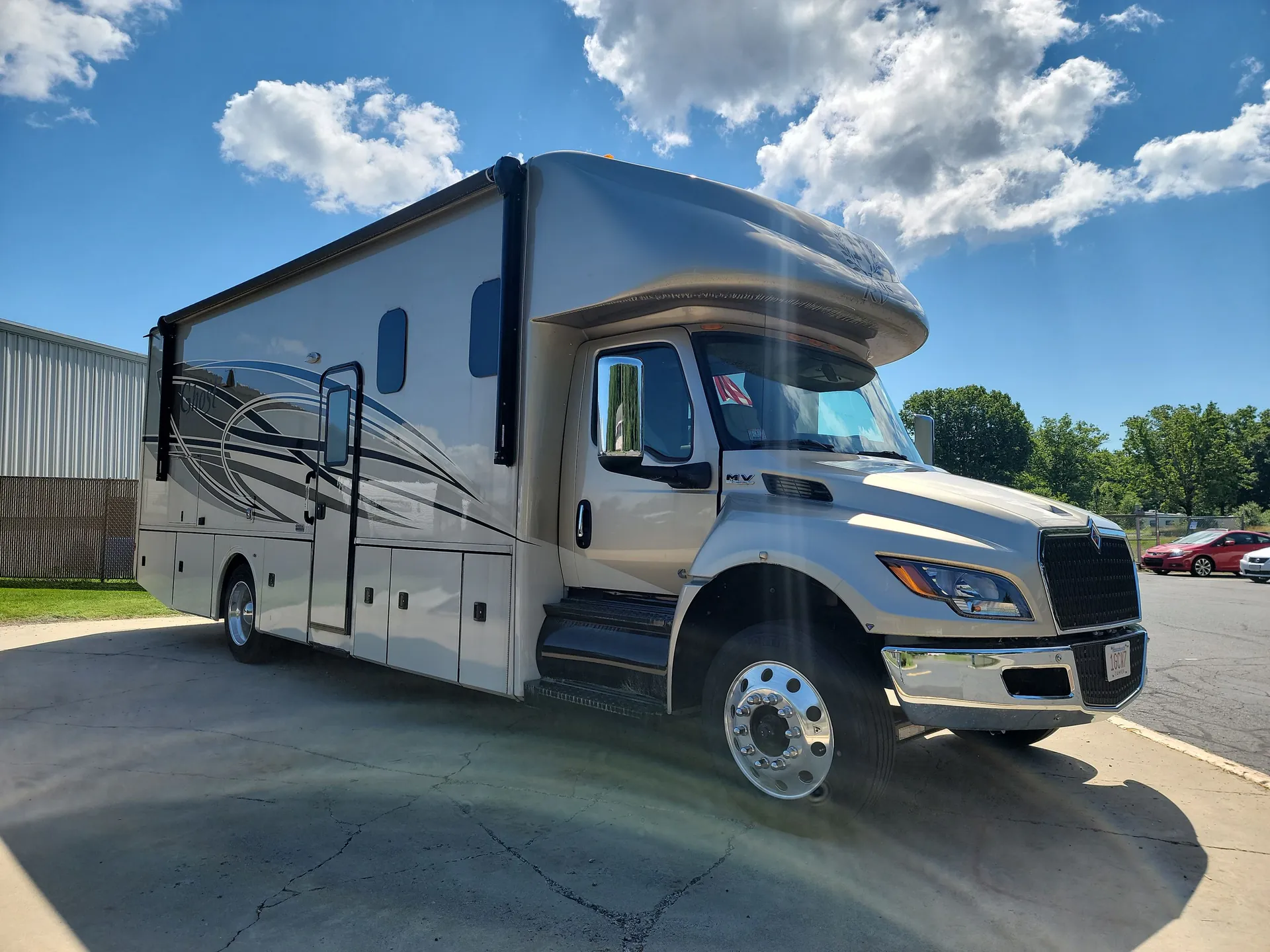 2024 nexus rv Ghost 33DS