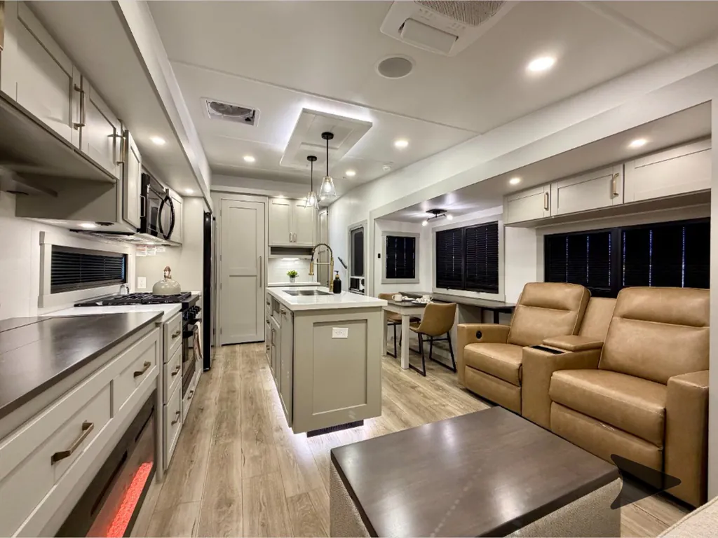 2025 Brinkley Model Z 3100, Photos photo 26