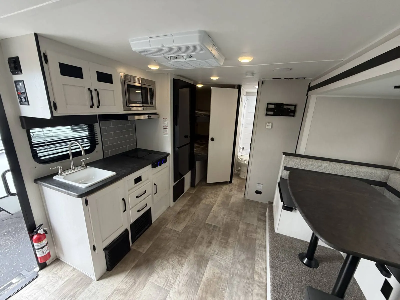 2024 Forest River PUMA 18BHX - Photo 4