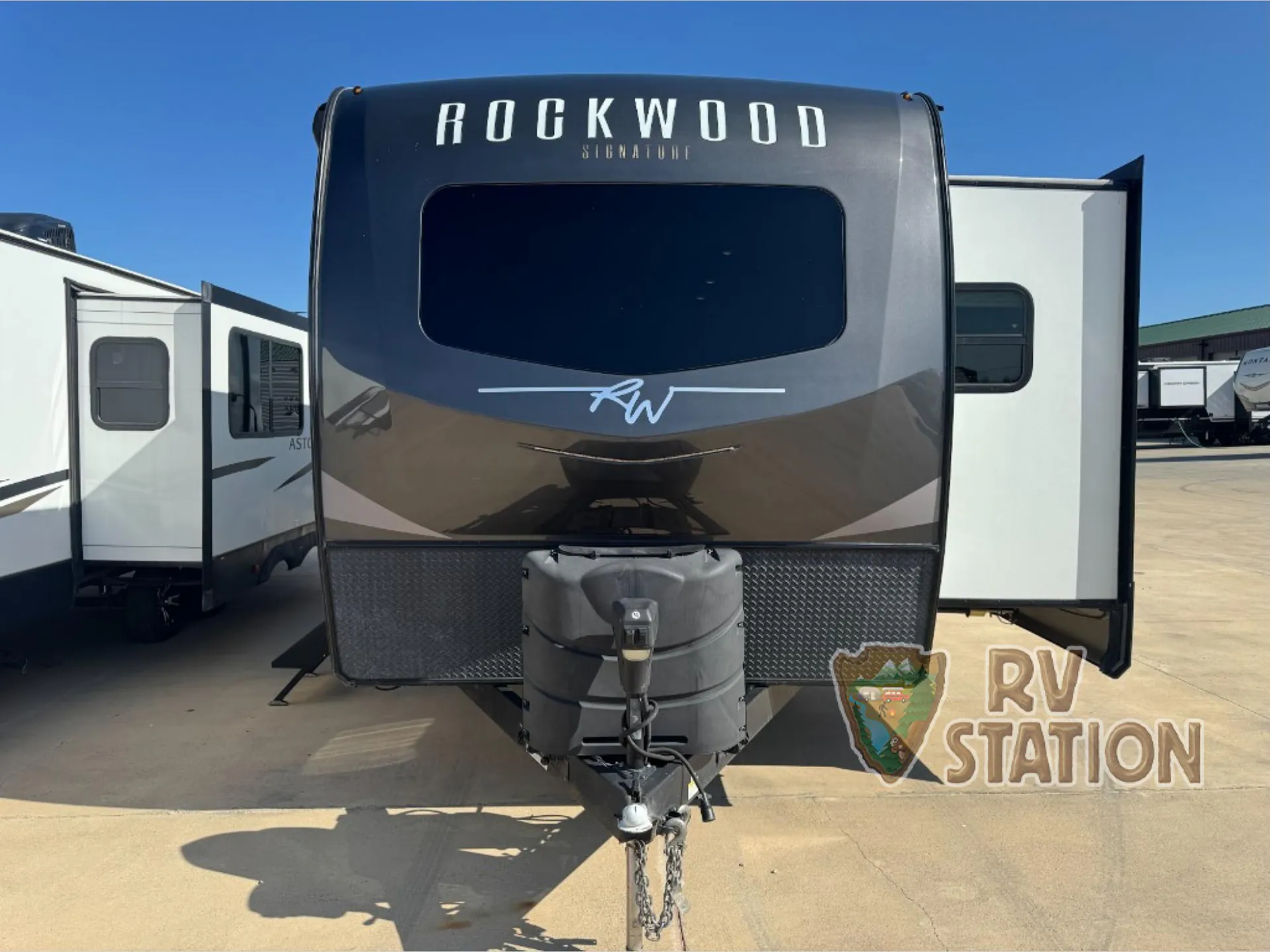 2023 Forest River Rockwood Signature 8262RBS - Photo 4