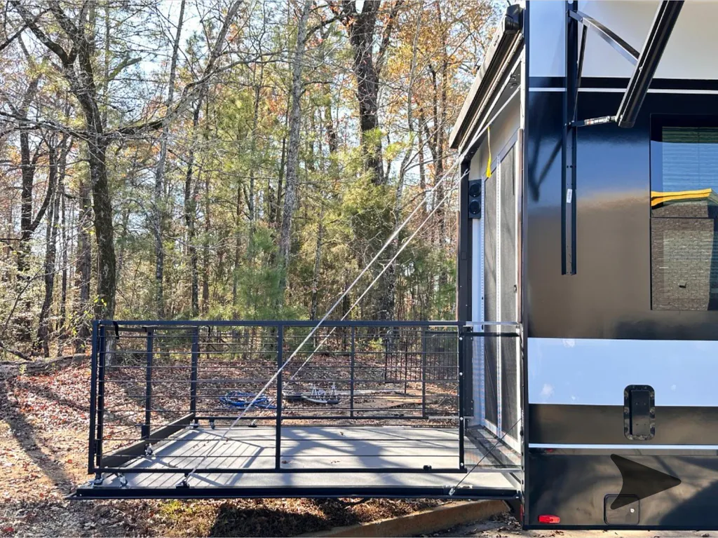 2026 Brinkley Model G 3520, Photos photo 16