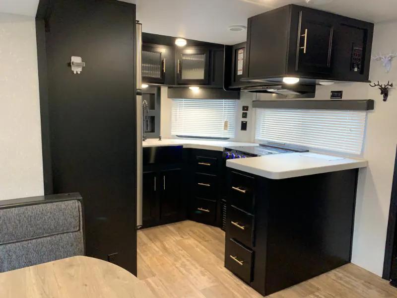 2021 Forest River Cherokee 274VFK, Photos photo 10