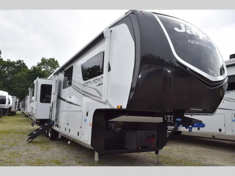 2026 Jayco North Point 377RLBH - Photo 4