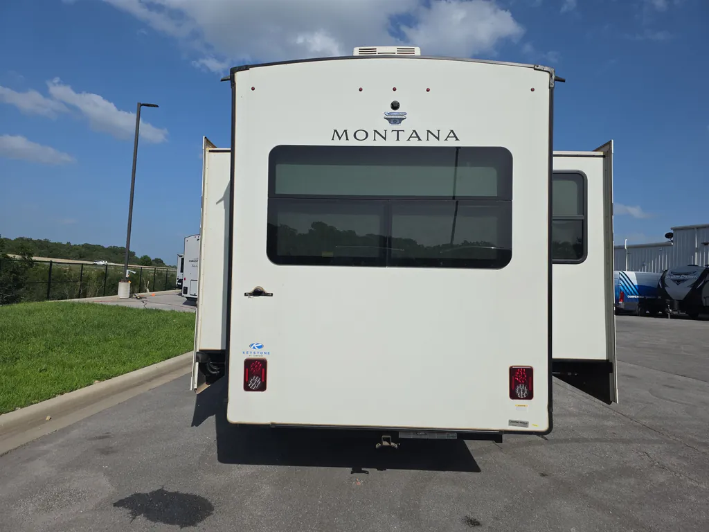 2022 Keystone Montana 3231CK, Photos photo 7