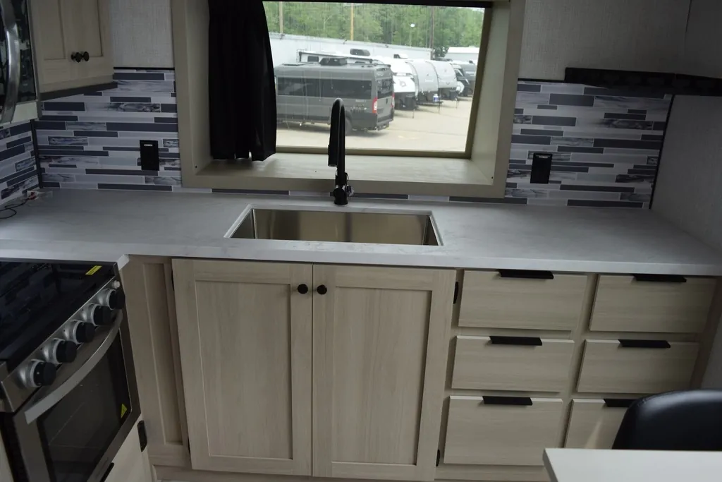 2026 Forest River Cardinal 37GALLEY, Photos photo 11