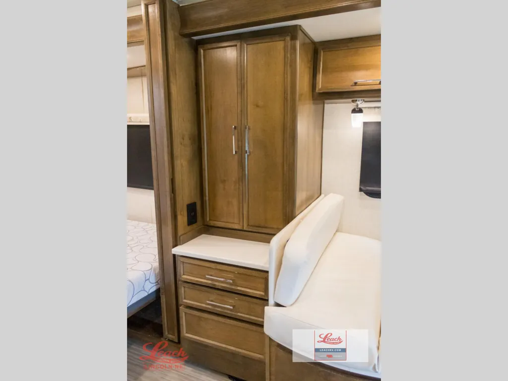 2018 Tiffin Wayfarer 24 FW, Photos photo 17