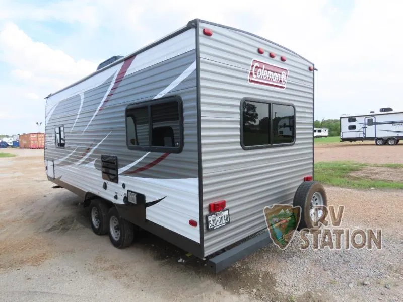 2017 Dutchmen RV Coleman Lantern Series 202RDWE - Photo 4