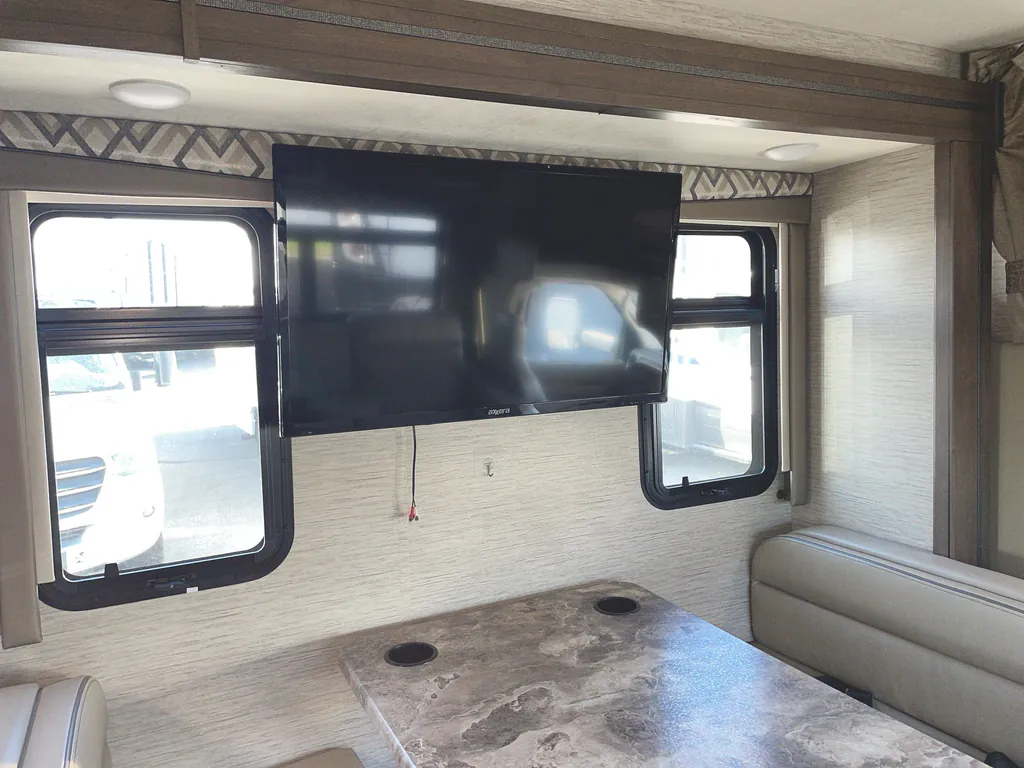 2021 Thor Motor Coach Four Winds 31B, Photos photo 13
