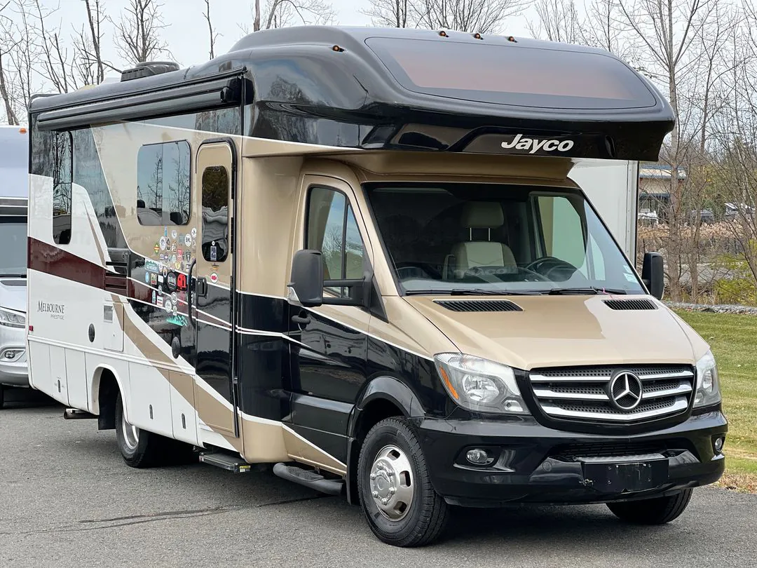 2018 Jayco Melbourne Prestige 24LP - Photo 2