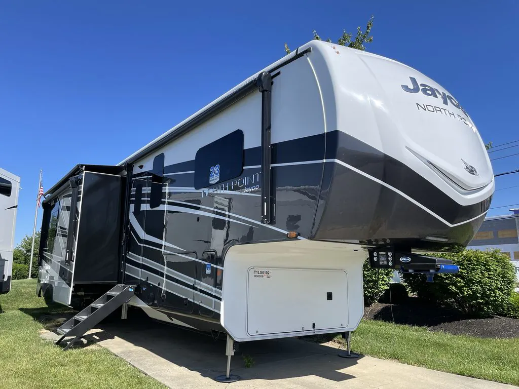 2026 Jayco North Point 395DSDB, Photos photo 3