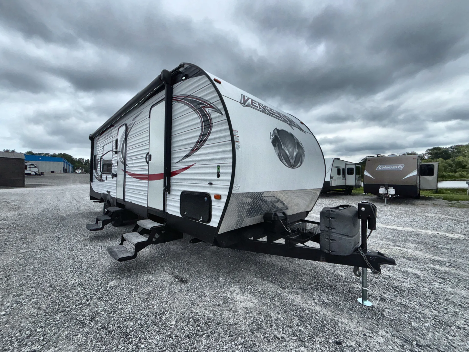 2017 Forest River Vengeance Rogue 25V
