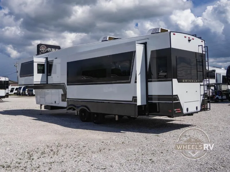 2027 Brinkley Model Z 3600 - Photo 4