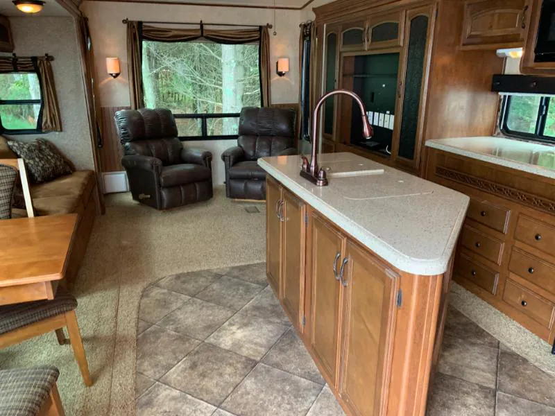 2014 Forest River Salem Villa Estate 393RLT, Photos photo 44