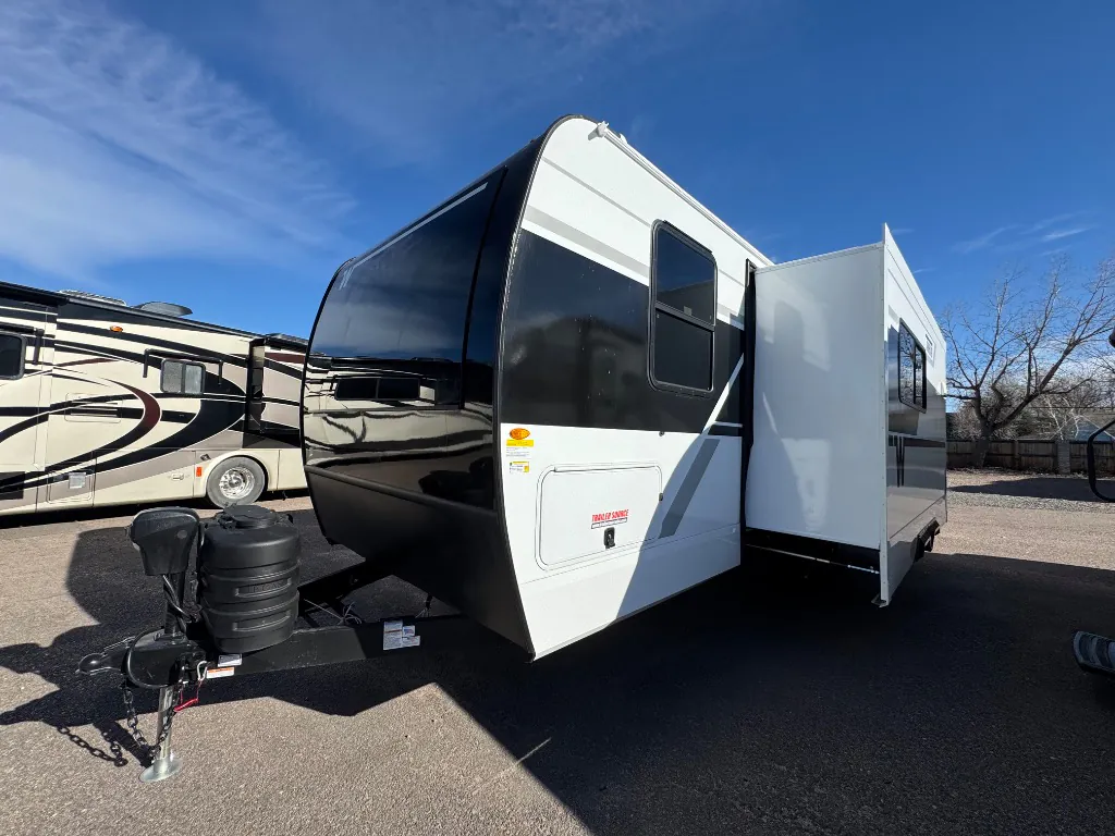 2026 Winnebago Thrive 22MLS - Photo 3