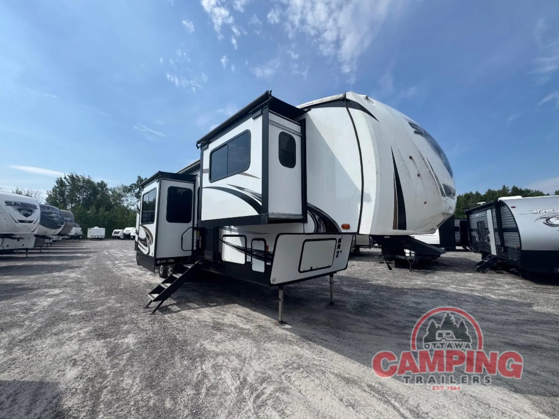 2023 Forest River Sabre 37FLH