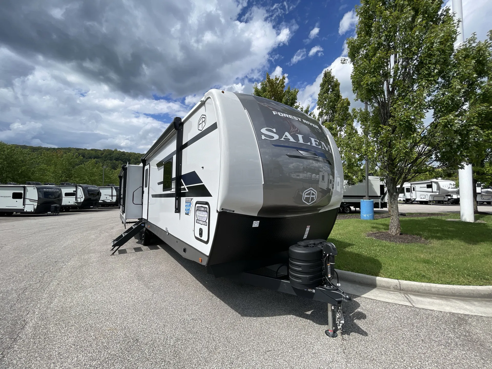 2027 Forest River Salem Hemisphere 305RLOK dealer photo 1 from Camping World