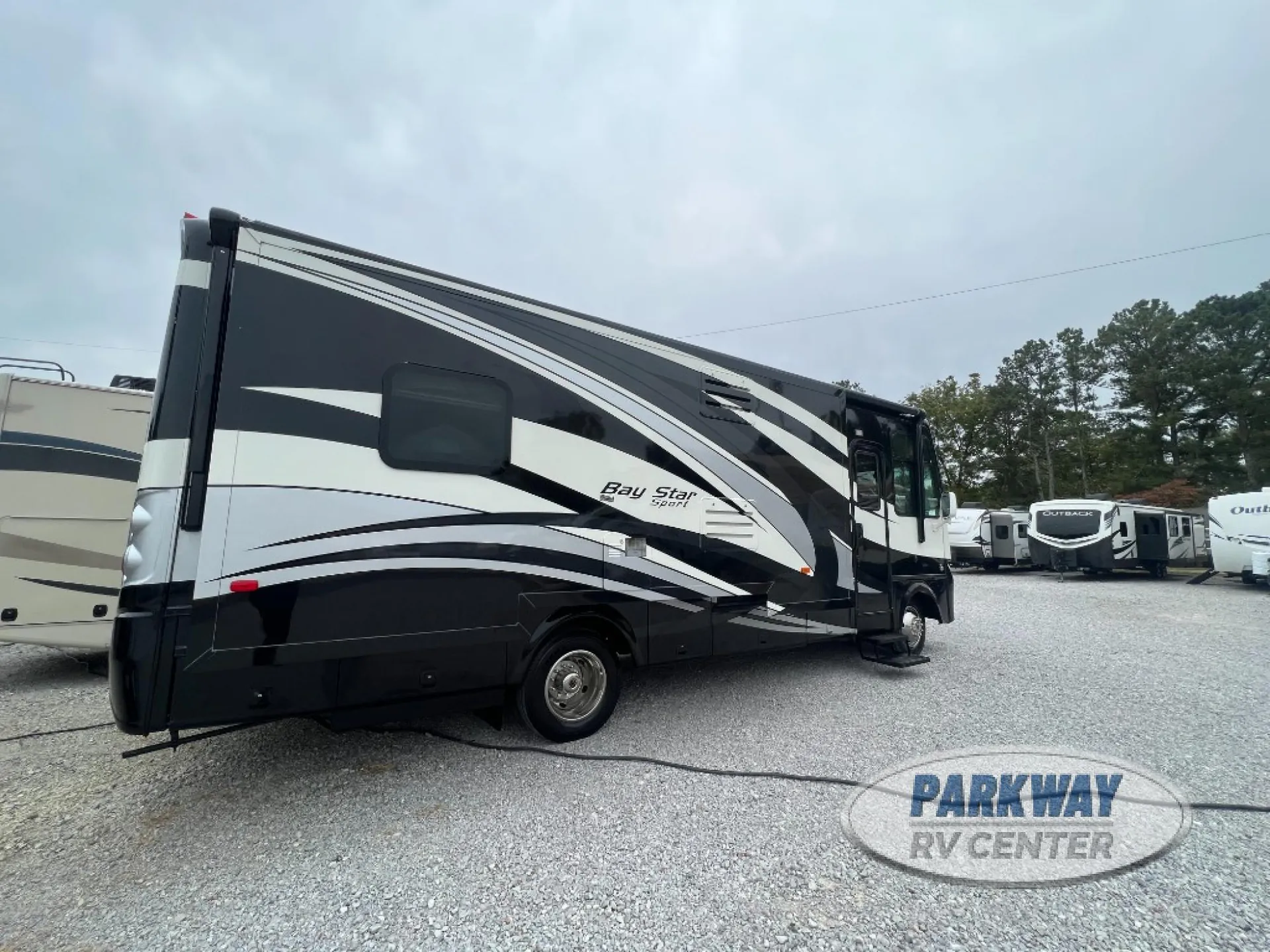 2017 Newmar Bay Star Sport 2812 - Photo 4