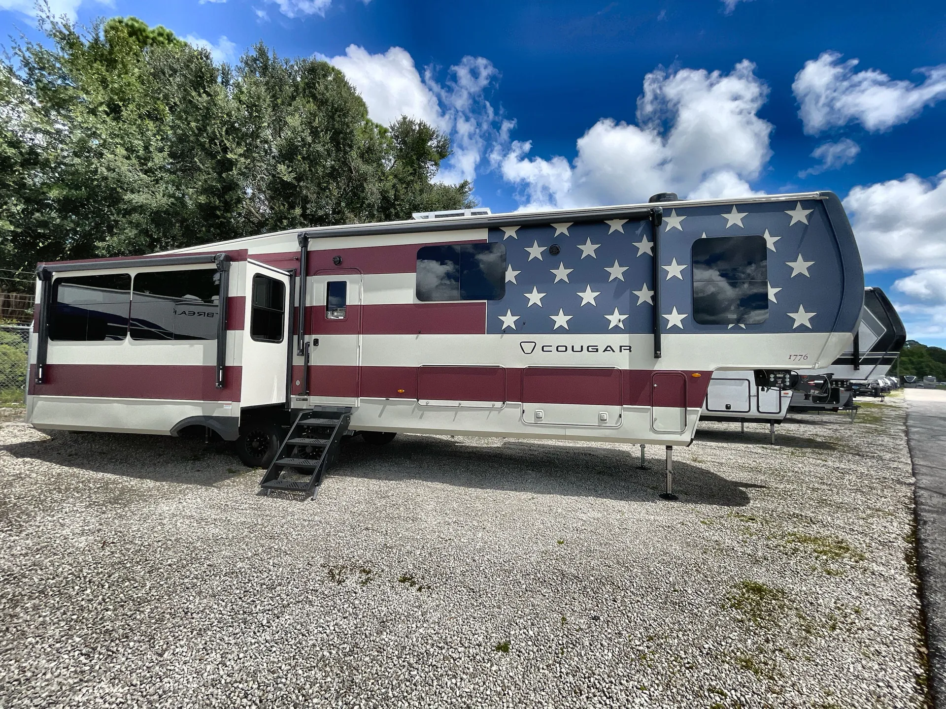 2026 Keystone Cougar 360MBI - Photo 2