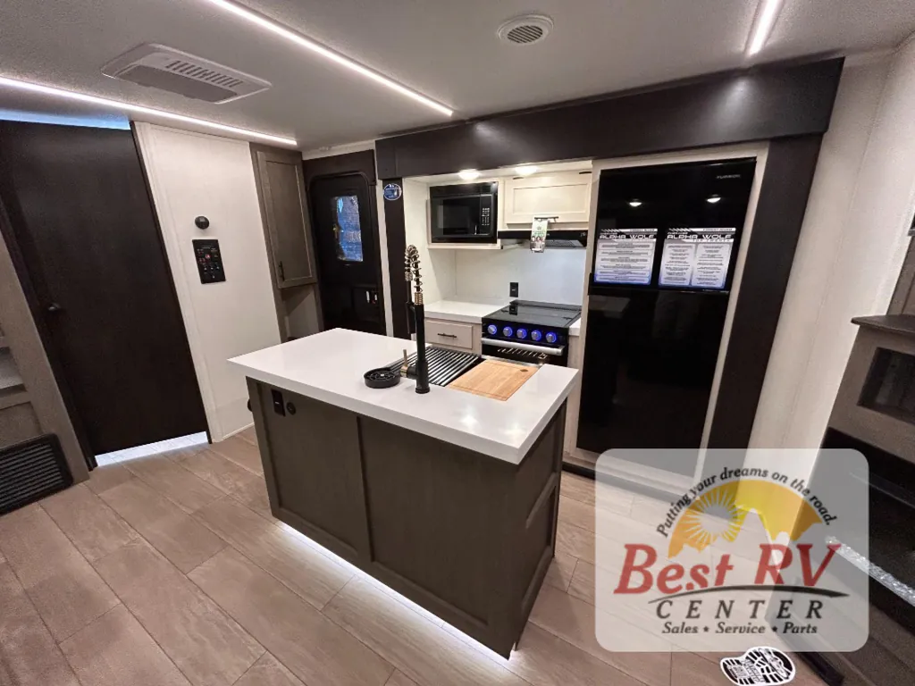 2026 Forest River Cherokee Alpha Wolf 33BH, Photos photo 59