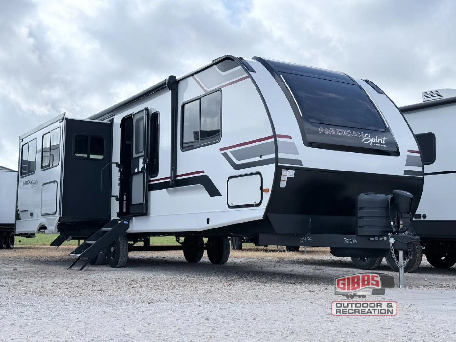 2027 Coachmen American Spirit 2975RL - Photo 2